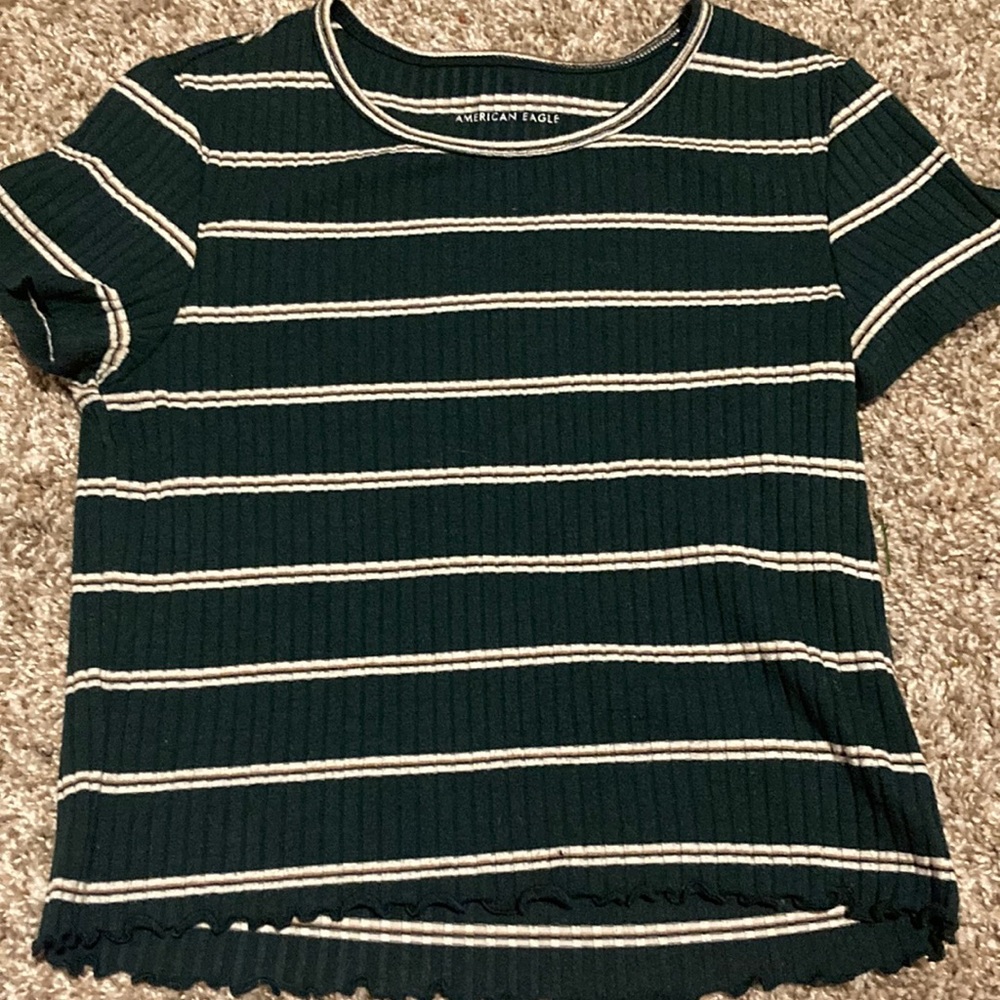 American Eagle cropped shirt